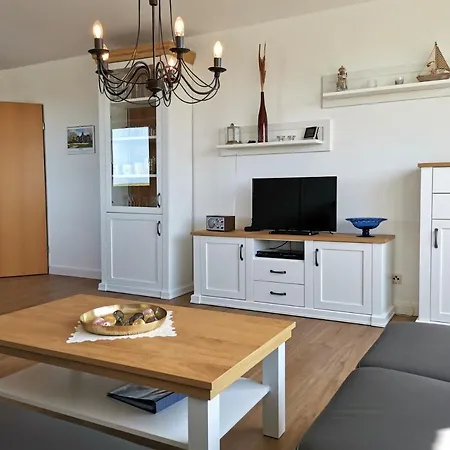 Hallenbad * נויהרלינגרזיל