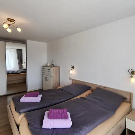 Hallenbad Apartment Neuharlingersiel